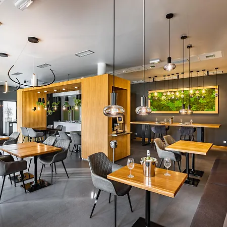 Отель Ibis 3*