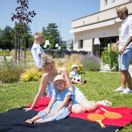 Ibis 3* Plzen