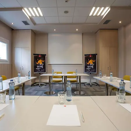 Ibis Hotel 3*