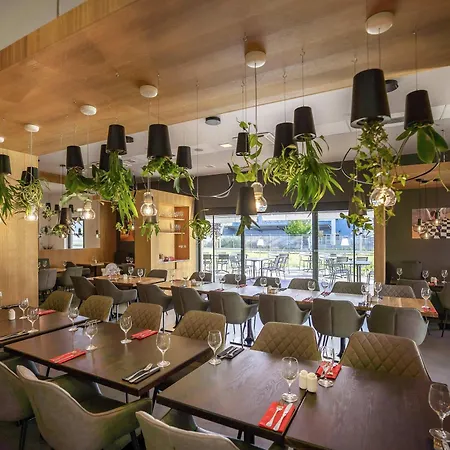 Ibis Hotel 3*