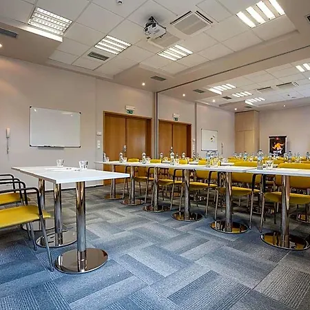 Ibis Hotel
